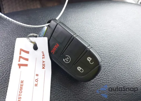 2019 Jeep Compass Latitude 4X4 from USA, damaged, VIN 3C4NJDBB3KT704109